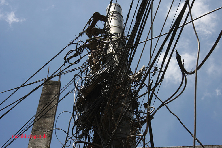 Stromleitungen in Katmandu