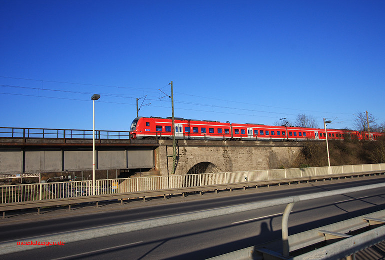 RB auf der Südbrücke in Kitzingen in Richtung Würzburg